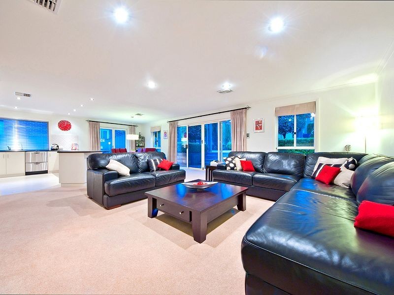 11 Silveracre Pass, Greenwith SA 5125