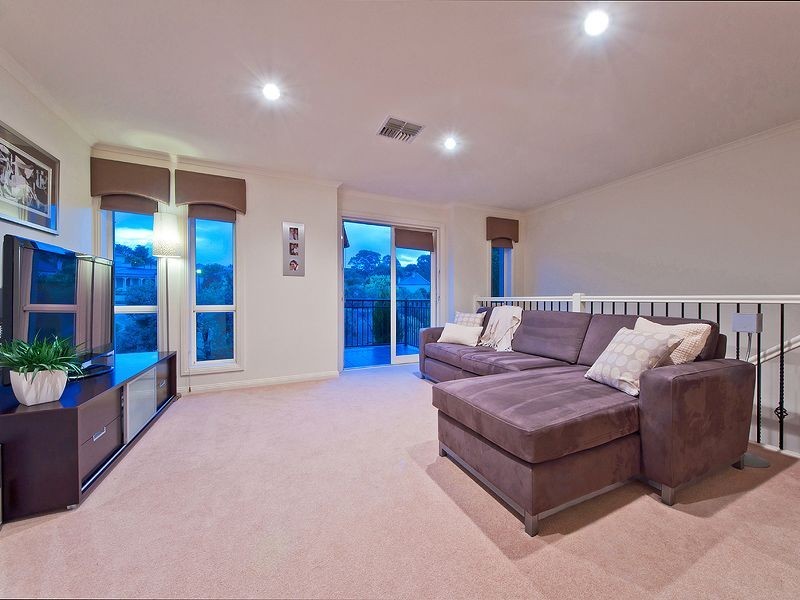 11 Silveracre Pass, Greenwith SA 5125