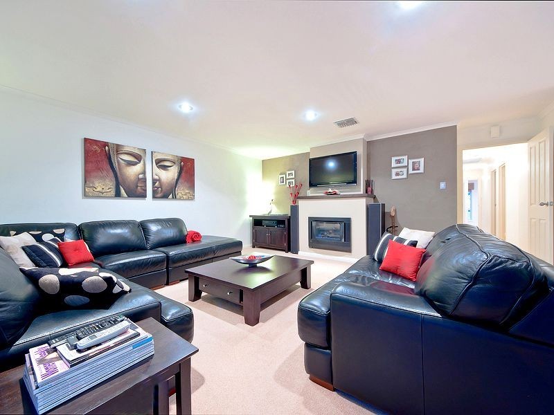 11 Silveracre Pass, Greenwith SA 5125