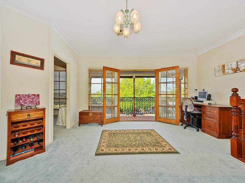 5 Callara Close, Greenwith SA 5125