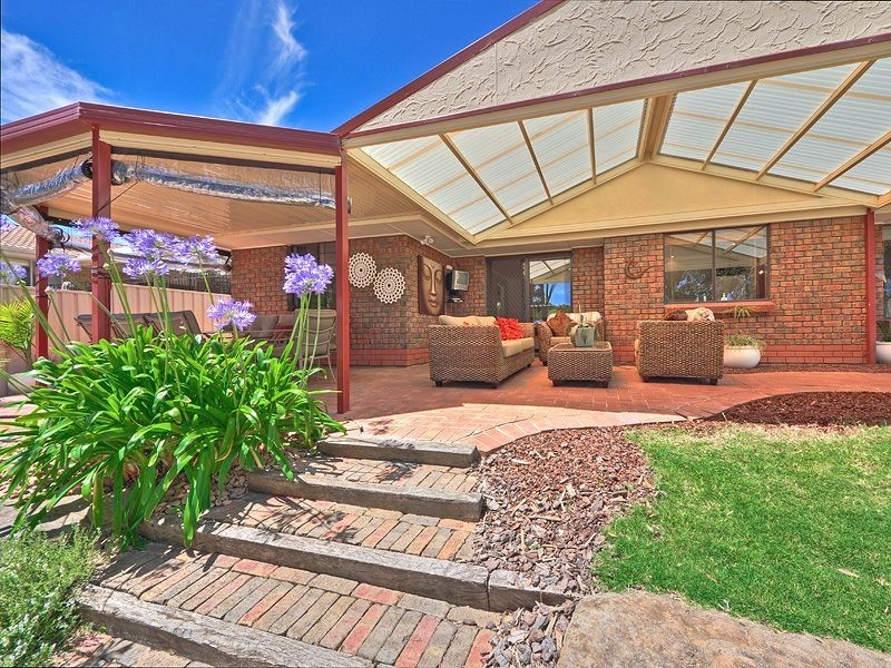 5 Lark Court, Wynn Vale SA 5127