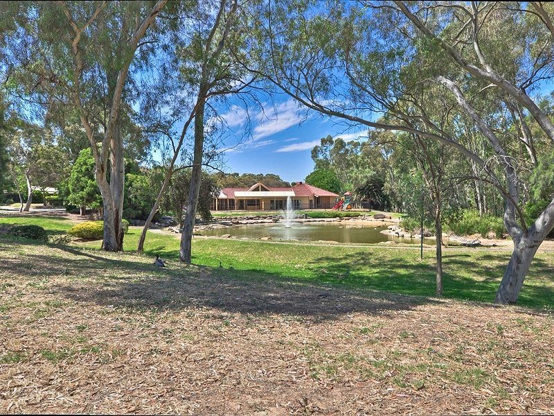 5 Lark Court, Wynn Vale SA 5127