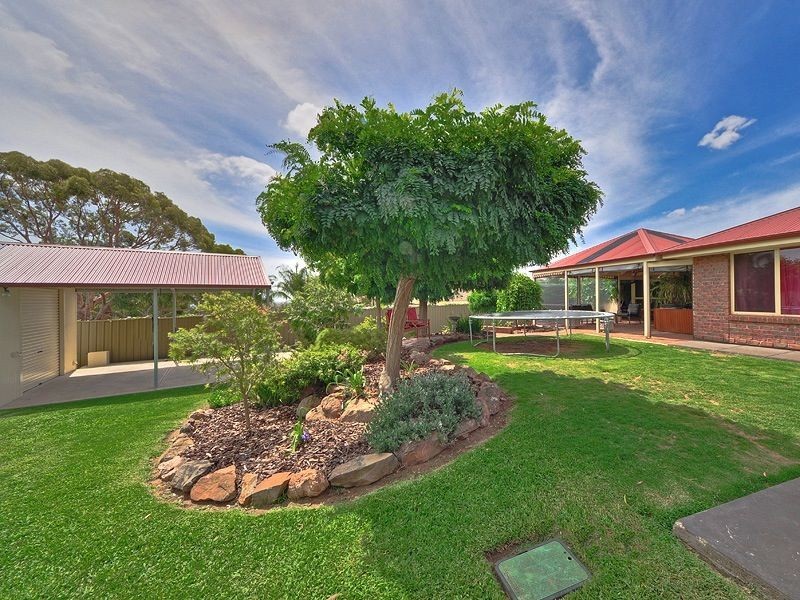 1 Nina Court, Salisbury Heights SA 5109