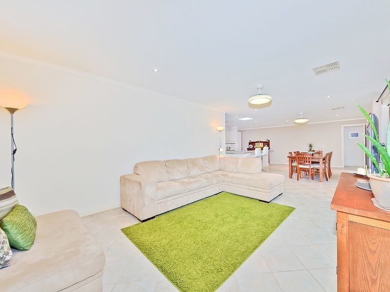 1 Nina Court, Salisbury Heights SA 5109