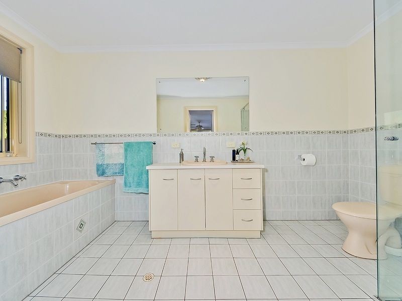 1 Nina Court, Salisbury Heights SA 5109