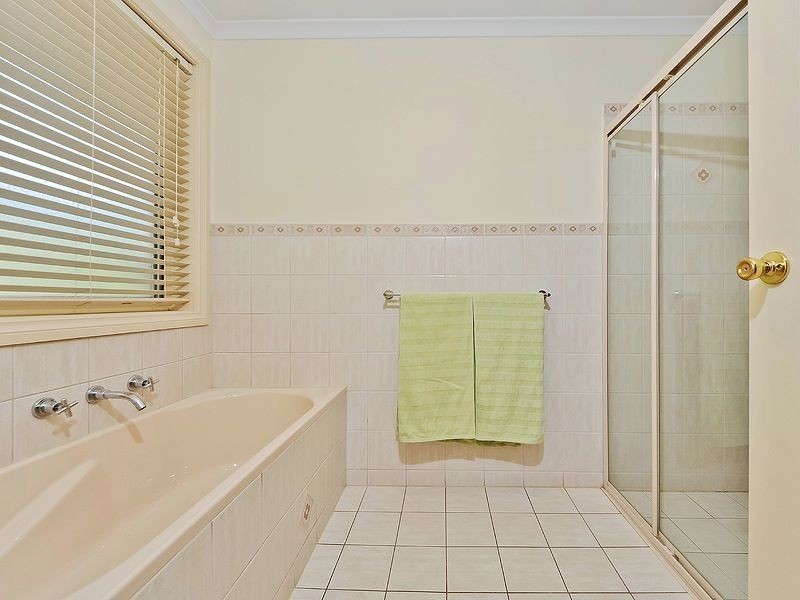 1 Nina Court, Salisbury Heights SA 5109