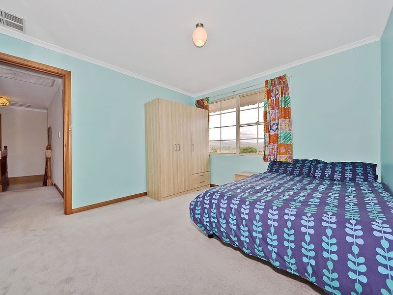 44 Cedric Ave, Redwood Park SA 5097