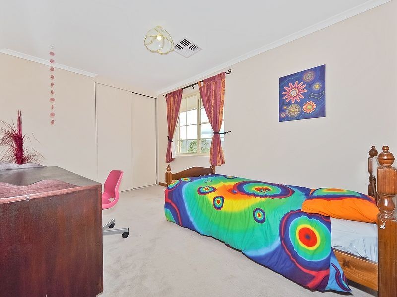 44 Cedric Ave, Redwood Park SA 5097