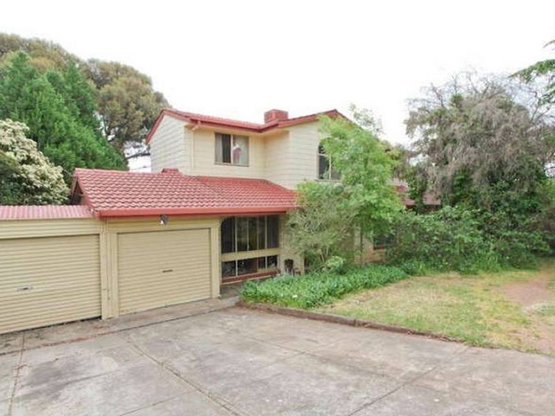 6 Judy Ave, Redwood Park SA 5097