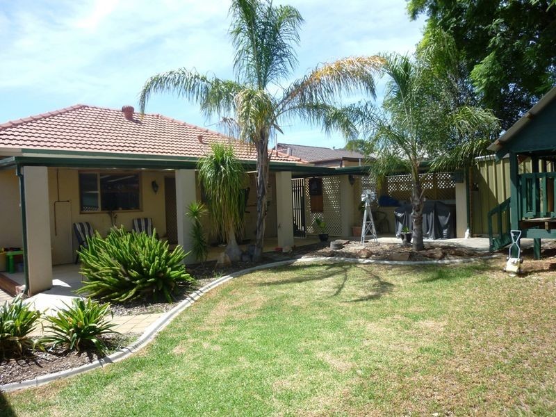 29 Filmer Ave, Para Hills SA 5096