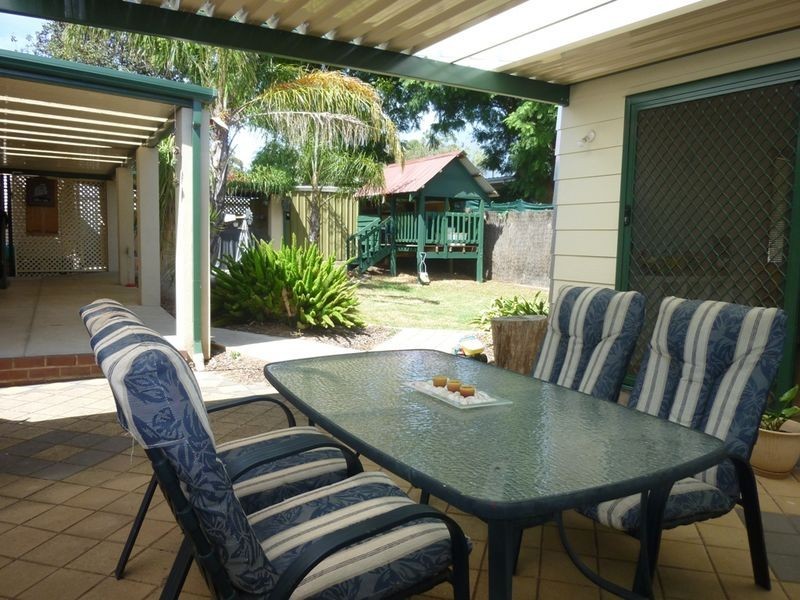 29 Filmer Ave, Para Hills SA 5096