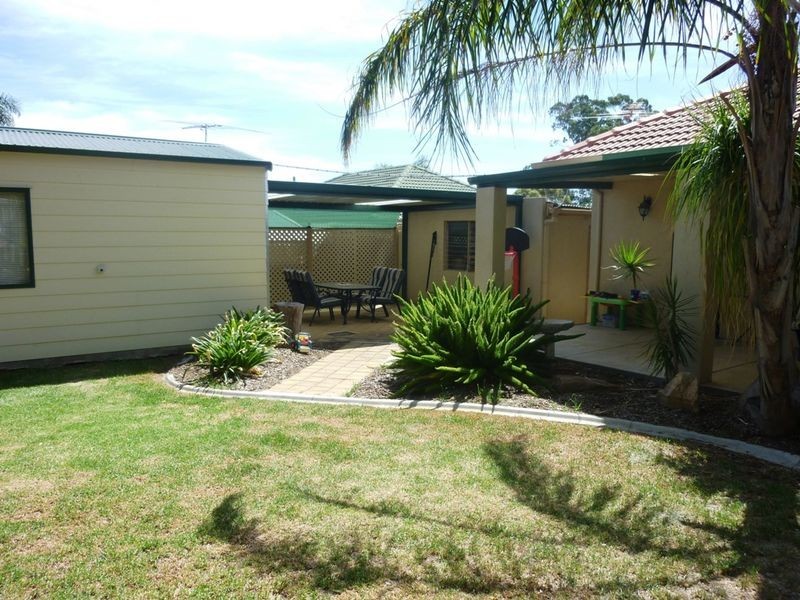 29 Filmer Ave, Para Hills SA 5096