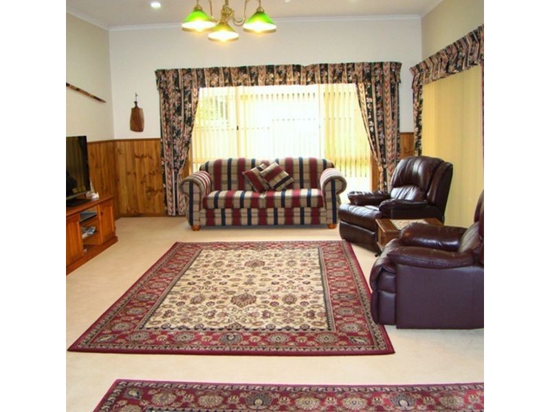 18 Hillcott Ave, Wynn Vale SA 5127