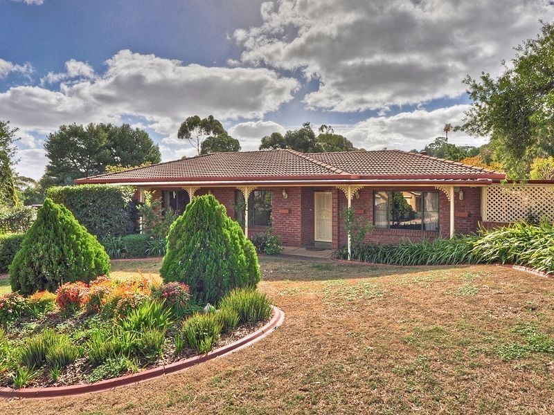 42 Birt Ave, Salisbury Heights SA 5109