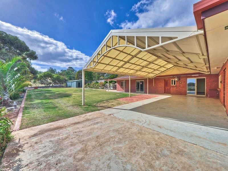 42 Birt Ave, Salisbury Heights SA 5109