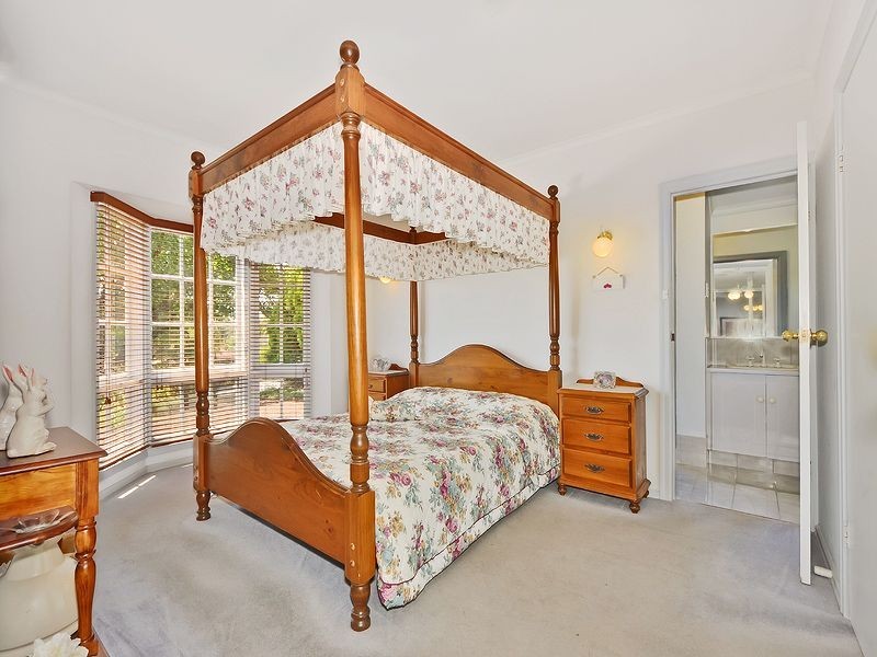 15 Horama Close, Wynn Vale SA 5127