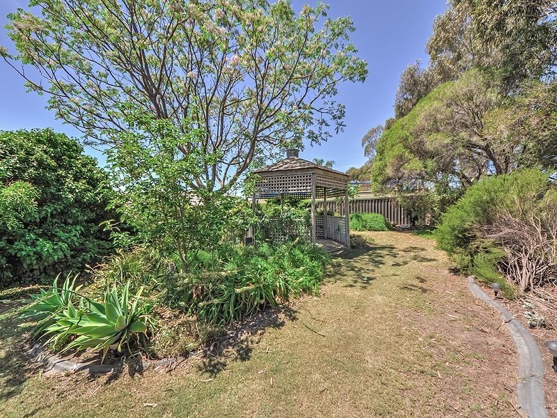 15 Horama Close, Wynn Vale SA 5127