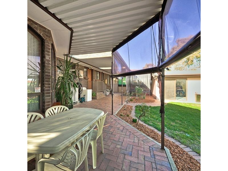 8 Hartog Street, Fairview Park SA 5126