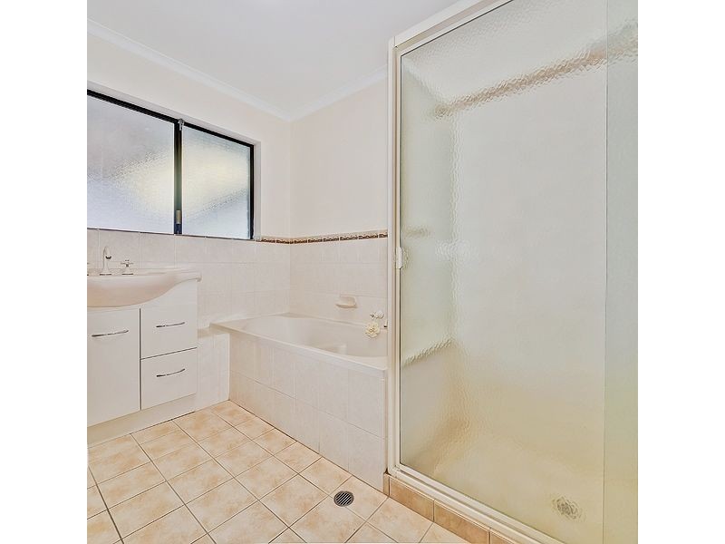 8 Hartog Street, Fairview Park SA 5126