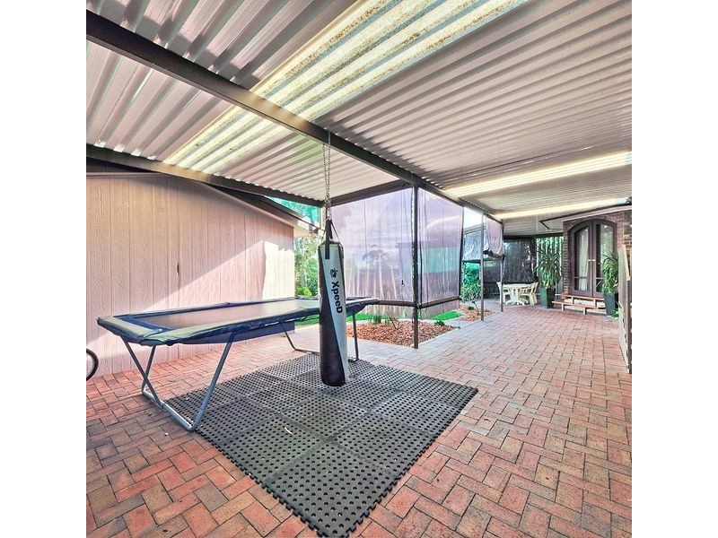 8 Hartog Street, Fairview Park SA 5126