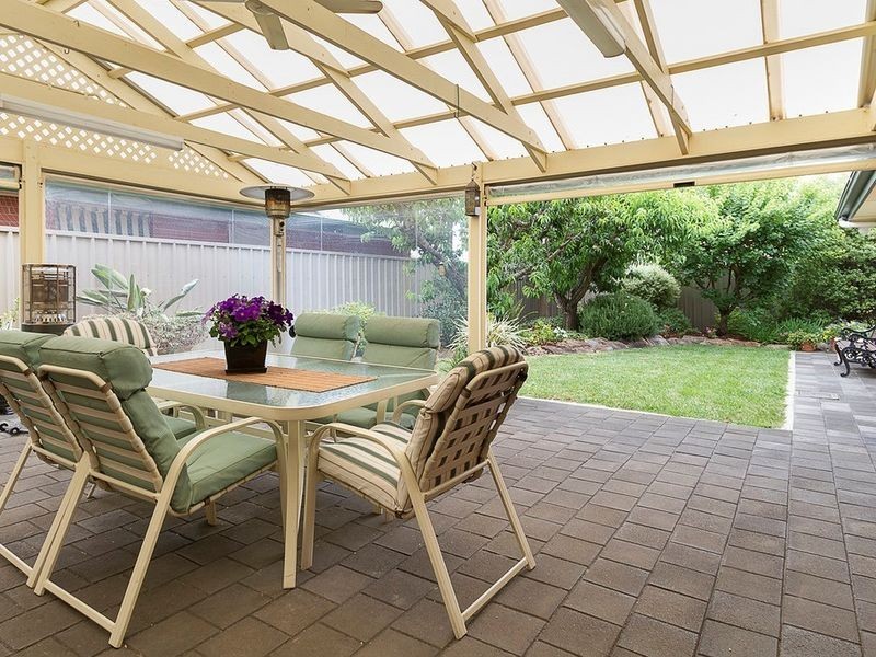 15 Greys Court, Oakden SA 5086