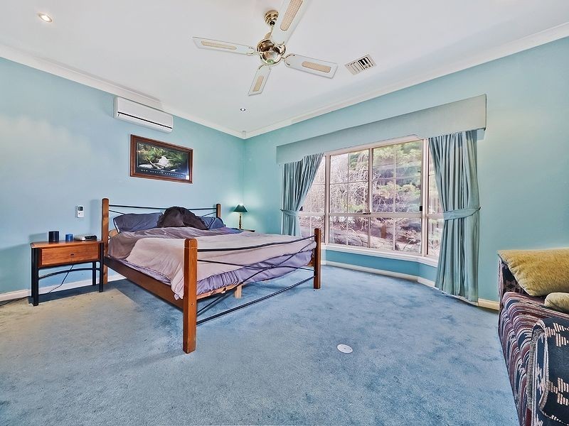 2 Cawrse Ave, Wynn Vale SA 5127