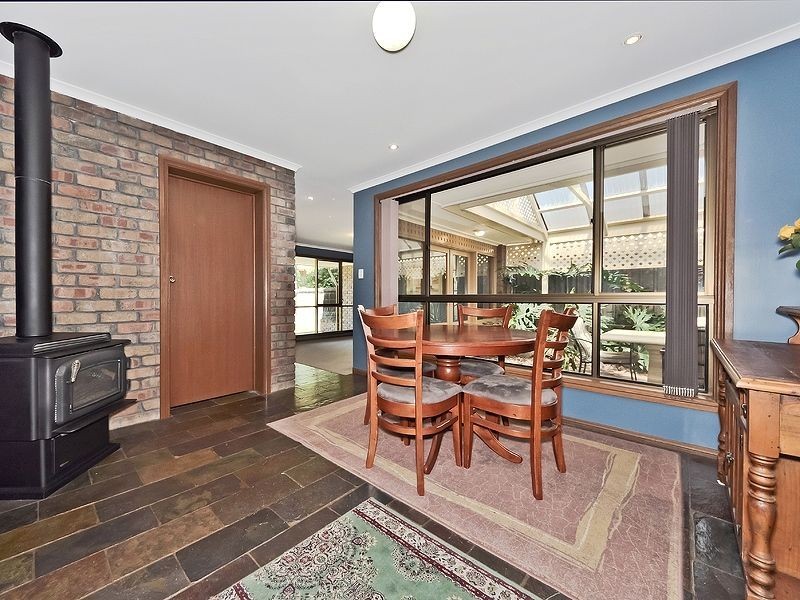 16 Jean Court, Golden Grove SA 5125