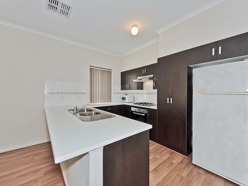 2/63 Dewer Ave, Ridgehaven SA 5097