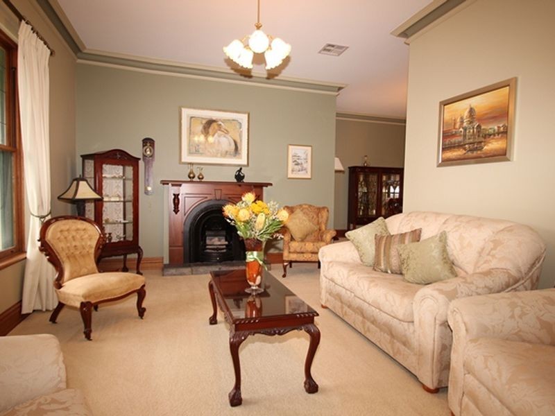 8 Garden Court, Highbury SA 5089