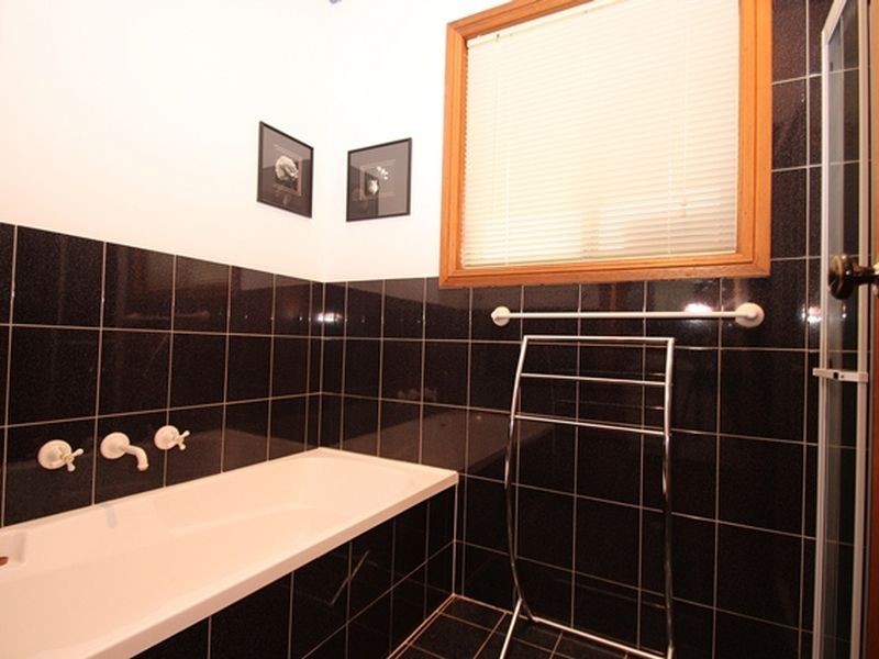 8 Garden Court, Highbury SA 5089