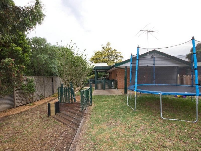 5 Zoe Court, Surrey Downs SA 5126