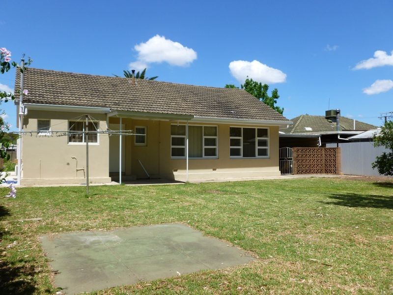 6 Glenere Drive, Modbury SA 5092
