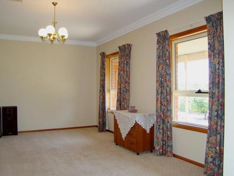 3 Hill Ridge Court, Wynn Vale SA 5127