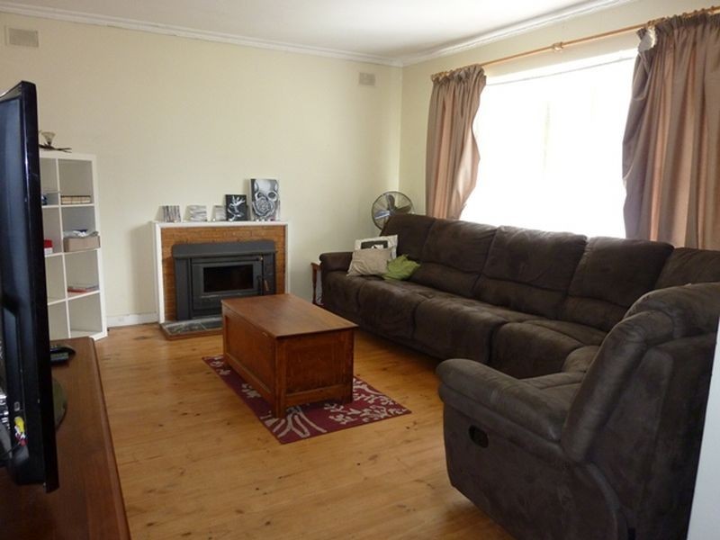 9 Tungkillo Road, Mount Pleasant SA 5235