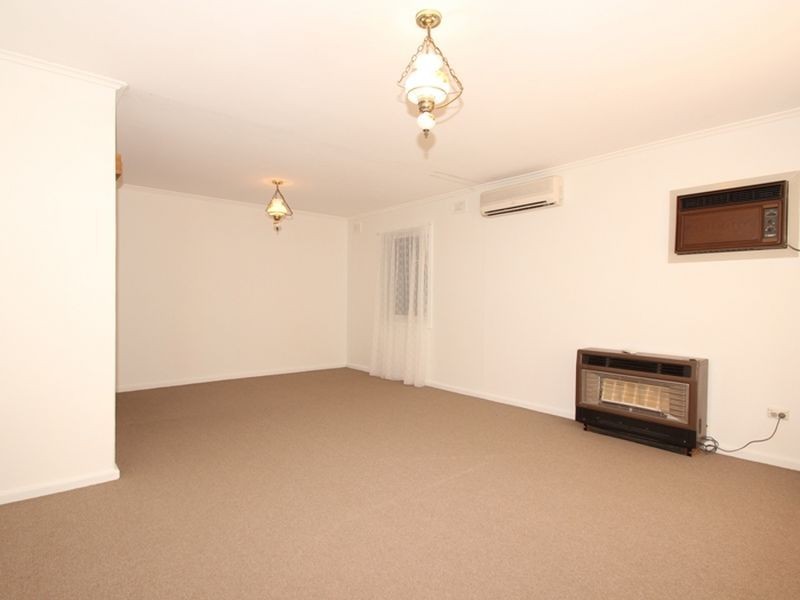 42 Grenada Ave, Ingle Farm SA 5098