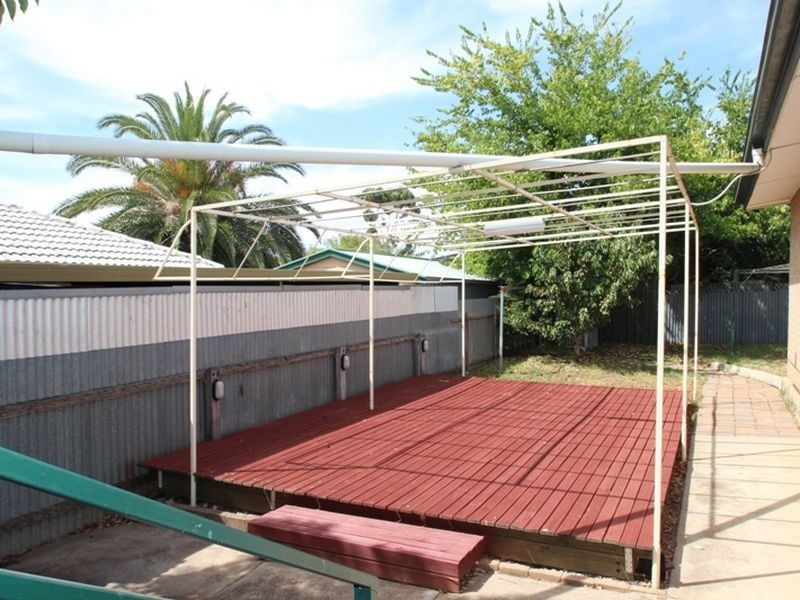 42 Grenada Ave, Ingle Farm SA 5098