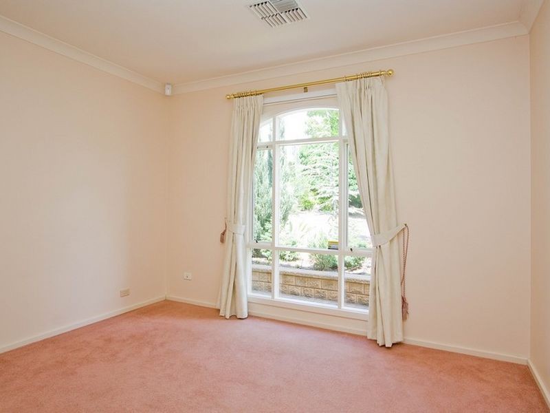 5 Rokewood Circuit, Golden Grove SA 5125