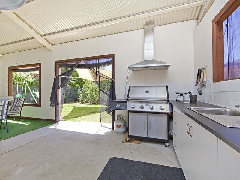 22 Callitris Avenue, Surrey Downs SA 5126