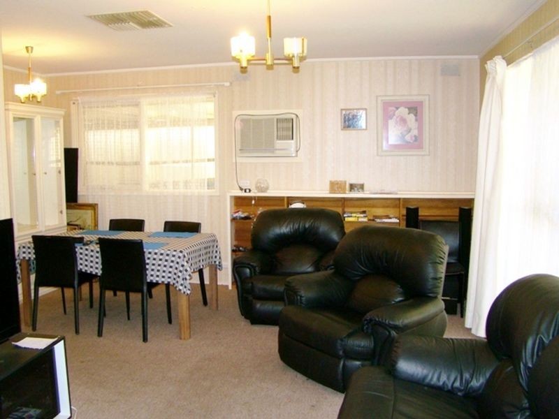 12 Lindsay Street, Highbury SA 5089