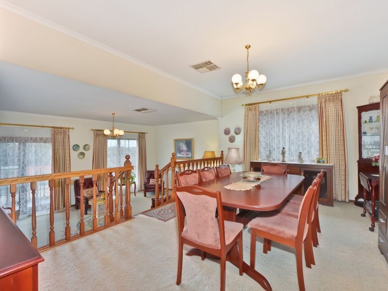 36 Gaylard Crescent, Redwood Park SA 5097