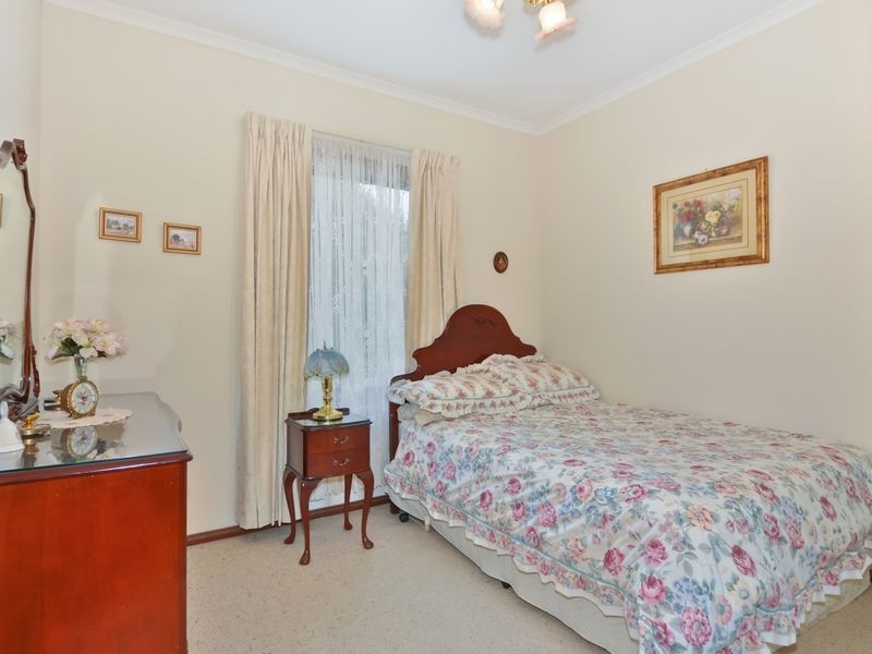 36 Gaylard Crescent, Redwood Park SA 5097