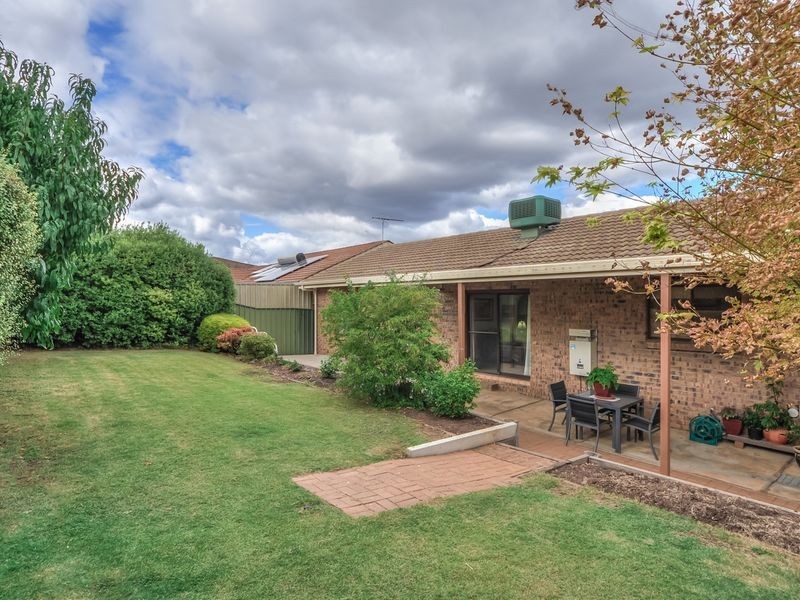36 Gaylard Crescent, Redwood Park SA 5097
