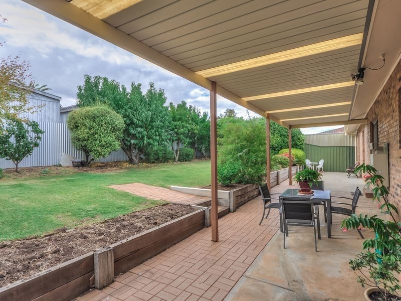 36 Gaylard Crescent, Redwood Park SA 5097