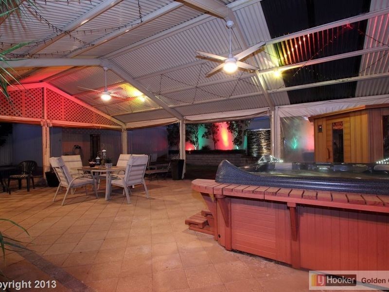 11 Mona Court, Modbury Heights SA 5092