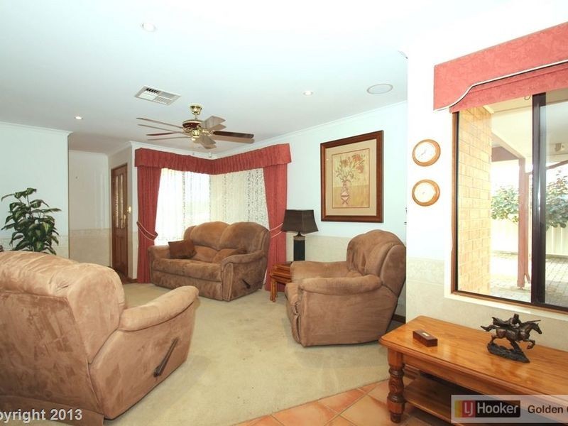 11 Mona Court, Modbury Heights SA 5092