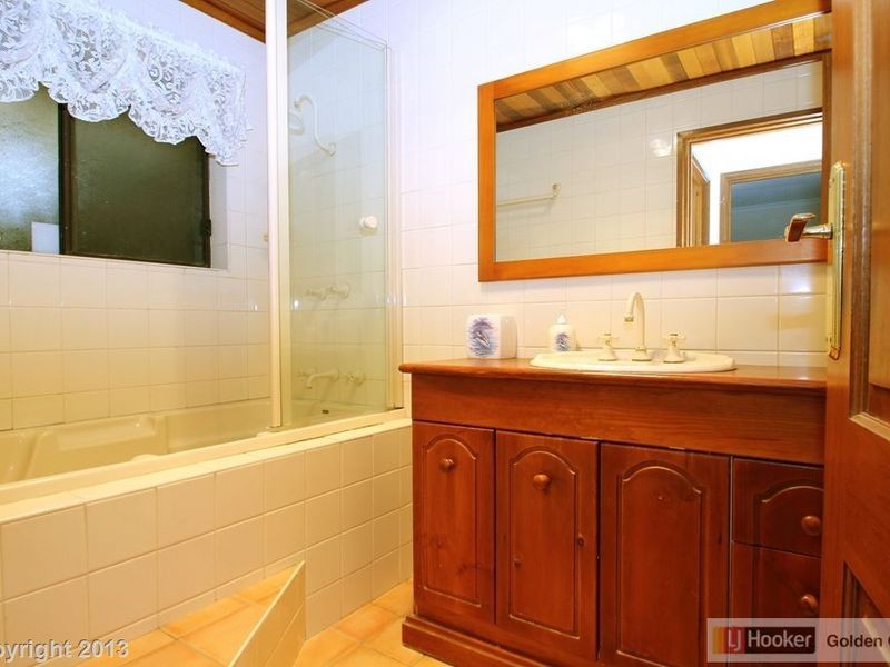 11 Mona Court, Modbury Heights SA 5092