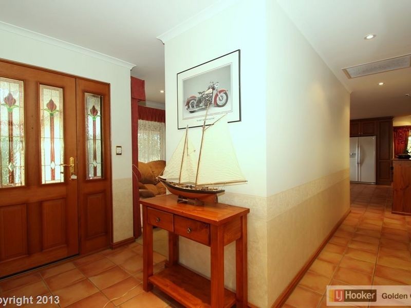 11 Mona Court, Modbury Heights SA 5092