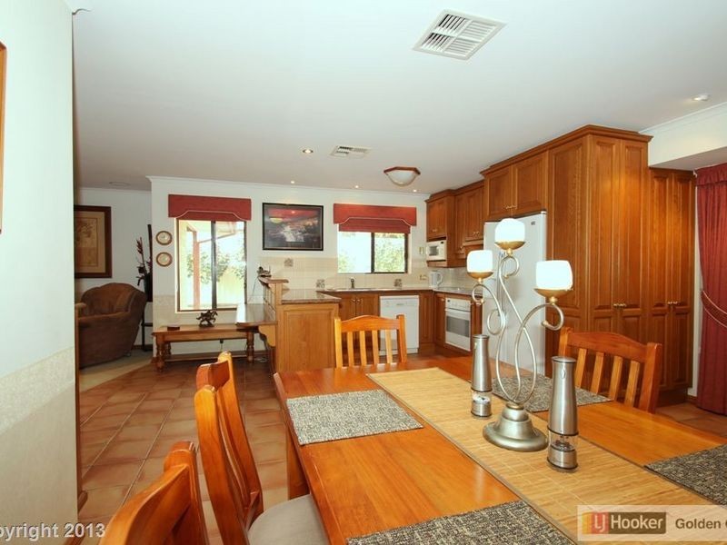 11 Mona Court, Modbury Heights SA 5092