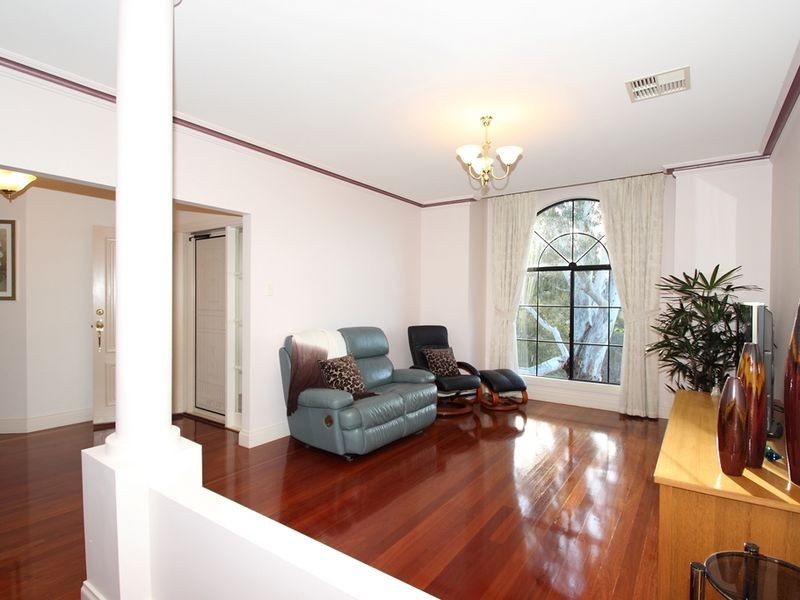 7 Satsuma Cres, Golden Grove SA 5125