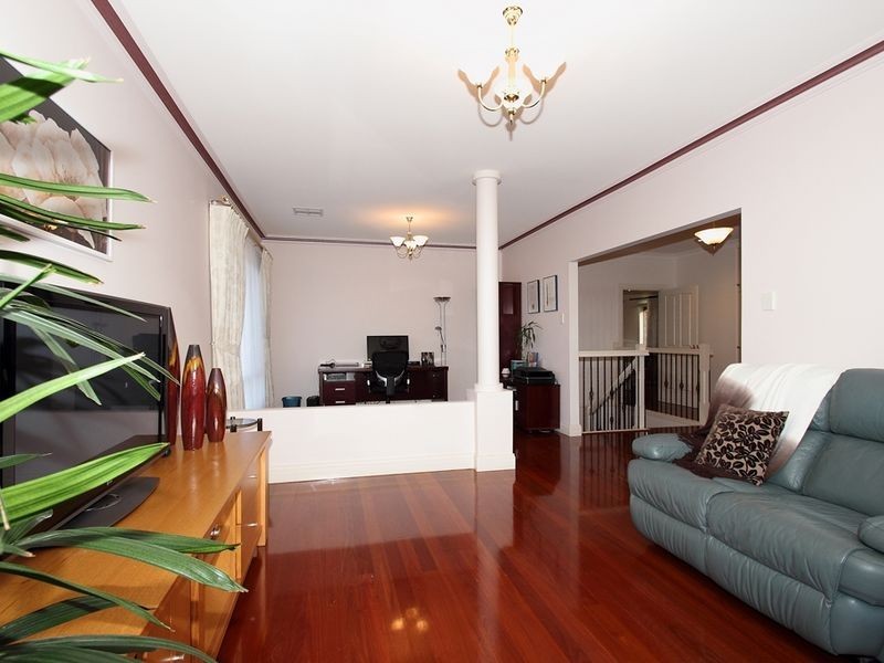 7 Satsuma Cres, Golden Grove SA 5125